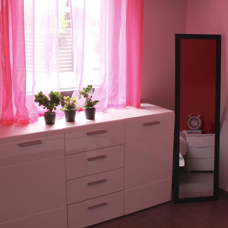 Rogic Apartment لوفغان المظهر الخارجي الصورة